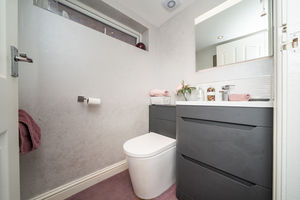 GUEST CLOAKROOM- click for photo gallery